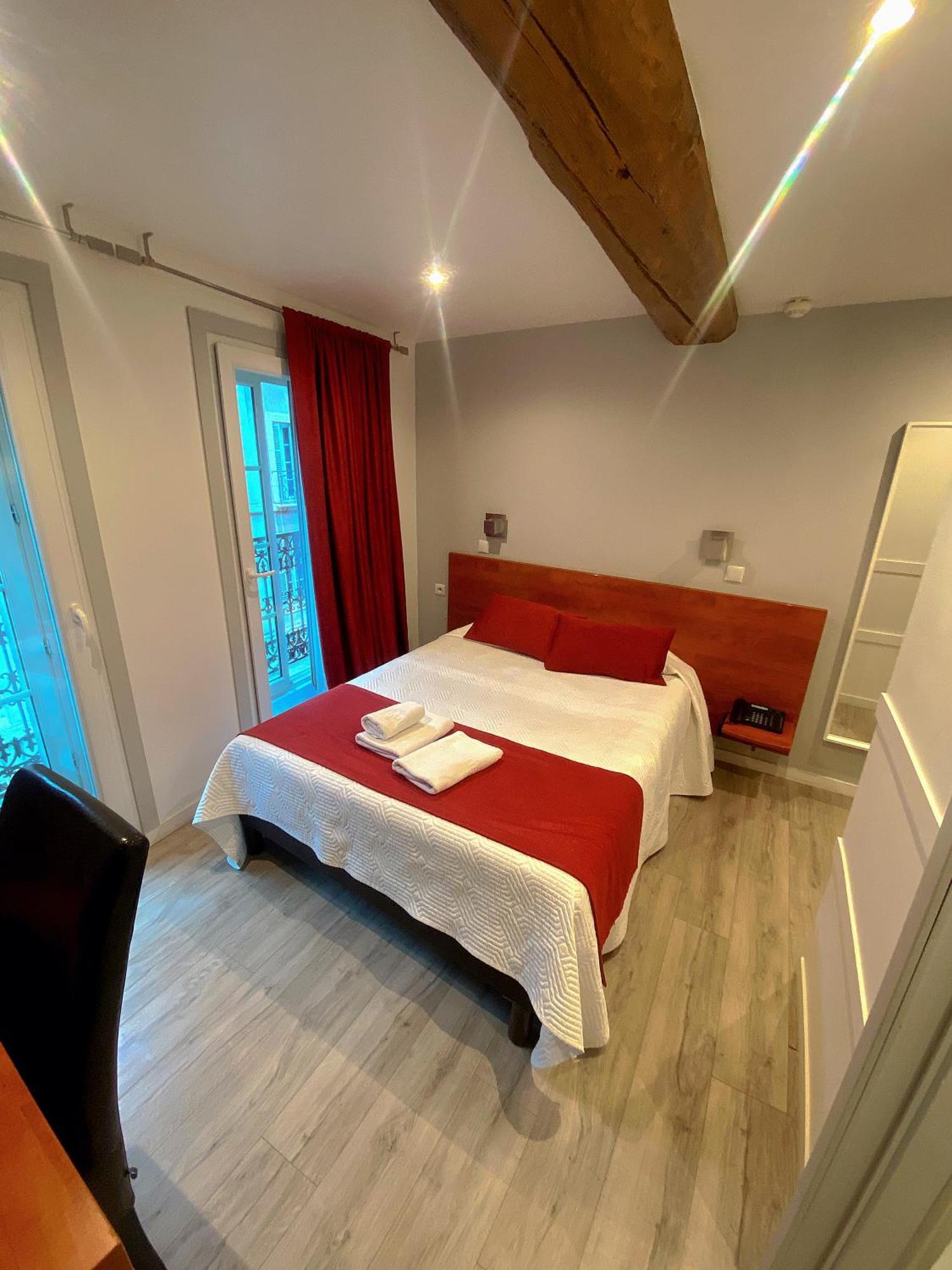 Hotel Le Chambellan Дижон Экстерьер фото